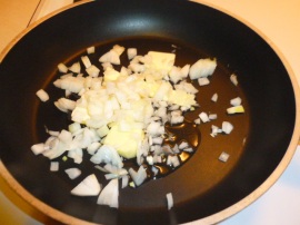 Mushrooms Tart with Potato Crust 